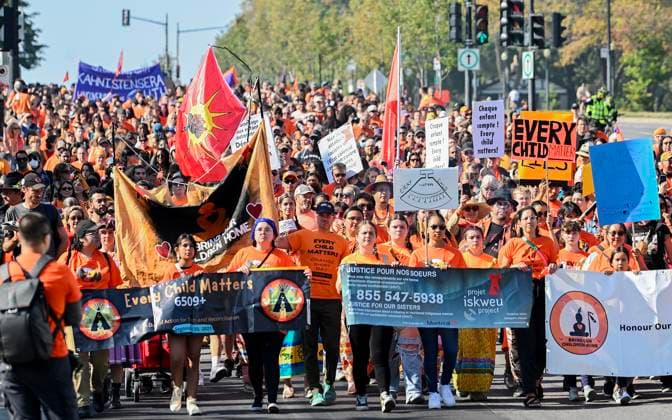 September 30, 2023, Montreal, PQ, Canada: People take part in a march on National Day for Truth and Reconciliation in Montreal, Saturday, September 30, 2023. Montreal Canada  - ZUMAc35_ 20230930_zaf_c35_029 Copyright: xGrahamxHughesx