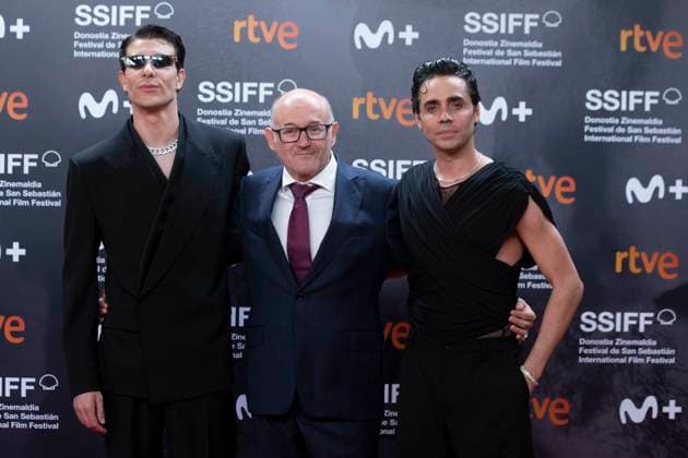 September 30, 2023, San Sebastian, Spain: Javier Calvo, Javier Ambrossi and Jose Luis Rebordinos attend the Red Carpet La Mesias during the 71st San Sebastian International Film Festival at Kursaal Palace. San Sebastian Spain - ZUMAs197 20230930_aab_s197_020 Copyright: xNachoxLopezx