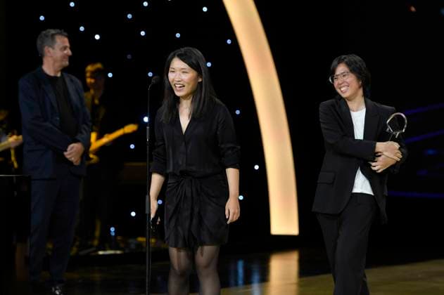Christian Petzold, Peng Tzu-Hui und Ping-Wen Wang bei der Preisverleihung auf dem 71. Internationalen Filmfestival San Sebastian Festival Internacional de Cine de San Sebastian im Kursaal. San Sebastian, 30.09.2023