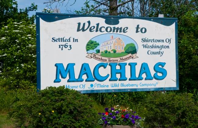 Sign for Machias Maine formed in 1763.......... Sign for Machias Maine formed in 1763, Credit:Bill Bachmann Avalon  Copyright: xBillxBachmannx xAvalonx 0516029113