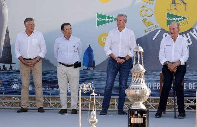 Awards ceremony of the 8th edition of the King Juan Carlos Regattas King Juan Carlos and JosÃ Campos during the awards ceremony of the 8th edition of the King Juan Carlos Regattas, on October 1, 2023, in Sanxenxo, Pontevedra, Galicia, Spain. Photo by JosÃ Ramon Hernando Europa Press ABACAPRESS.COM Sanxenxo Spain  Copyright: xEuropaxPress ABACAx 870020_003 EuropaxPress ABACAx 870020_003