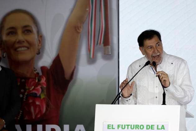 Claudia Sheinbaum Pardo receives confirmation of presidential candidate of the Green party October 2, 2023, Mexico City, Mexico: The spokesperson coordinator of the presidential candidate, Claudia Sheinbaum, Gerardo Fernandez Norona at the delivery of the certificate as presidential candidate of the Green Party to Claudia Sheinbaum at the Expo Reforma Exhibition Center in Mexico City . on October 3, 2023 in Mexico City, Mexico (Photo by Luis Barron Eyepix Group). Copyright: xLuisxBarronx xEyepixxGroupx LB_20231003_CLAU_VERDE13