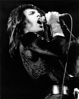 IMAGO ICONS: Freddie Mercury Queen Queen 1974 Freddie Mercury. Chris Walter., Credit:Chris Walter Avalon England, london  Copyright: xChrisxWalterx xAvalonx 0516553119