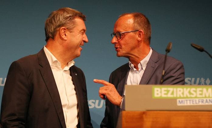 News Bilder des Tages Landtagswahl 2023. Markus Söder (Ministerpräsident des Freistaates Bayern) und Innenminister Joachim Herrmann unterstützen Friedrich Merz (Parteivorsitzender der CDU) in Nürnberg, Bayern, Deutschland . Oktober 04, 2023.