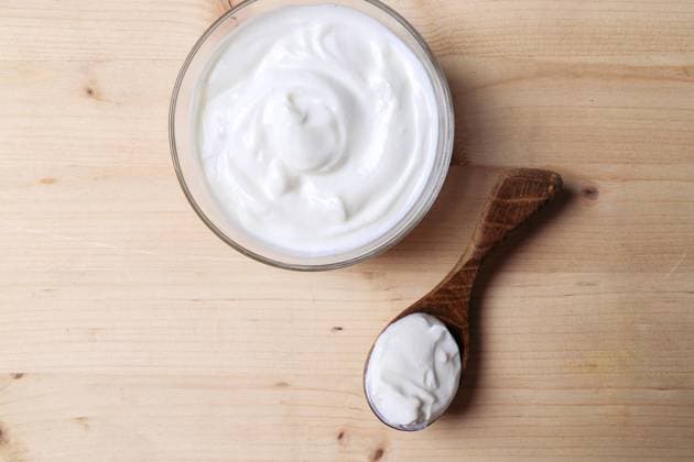 Greek yoghurt Greek yoghurt on the table ,model released, Symbolfoto Copyright: xZoonar.com YekoxPhotoxStudiox 15311387 ,model released, Symbolfoto ,property released