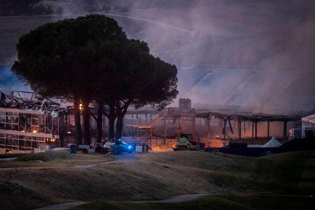 The Ryder Cup 2023 area is on fire. Guidonia, Rome, Italy 05 Oct 2023 Guidonia Montecelio, Rome, the area where the 44th edition of the Ryder Cup took place went up in flames: the premium grandstand was completely destroyed. The fire reached the playing fields of the Marco Simone Golf & Country Club. Rome, 05 October 2023, Credit:Alessandro Serrano Avalon Italy, Guidonia Montecelio  Copyright: xAlessandroxSerrano x xAvalonx 0811214971
