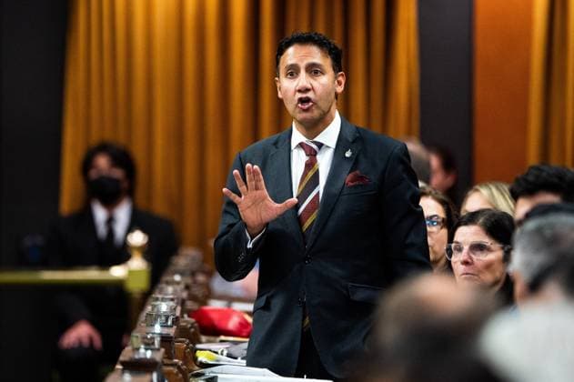 October 5, 2023, Ottawa, ON, Canada: Arif Virani, Minister of Justice and Attorney General of Canada, rises during Question Period on Parliament Hill in Ottawa, on Thursday, Oct. 5, 2023. Ottawa Canada  - ZUMAc35_ 20231005_zaf_c35_105 Copyright: xSpencerxColbyx