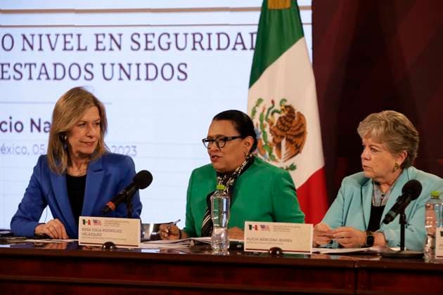 Antony Blinken Visit Mexico For High Level Dialogue on Security Between Mexico - USA October 5, 2023, Mexico City, Mexico: The Chancellor of Mexico, Alicia Barcena; Elizabeth Sherwood-Randall, presidential advisor for National Security of the United States and Rosa Icela Rodriguez, secretary of Federal Security of Mexico at the press conference within the framework of the High Level Dialogue on Security Mexico - United States at the National Palace in Mexico City. on October 5, 2023 in Mexico City, Mexico (Photo by Luis Barron Eyepix Group). Copyright: xLuisxBarronx xEyepixxGroupx LB_20231005_DIALOGO_MEXEU3