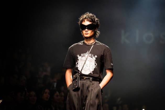 October 6, 2023, Bangkok, Bangkok, Thailand: A model wearing a creation by KLOSET walks on the runway. Models practice backstage before the runway show begins. People attend Day 2 of Bangkok International Fashion Week 2023 (BIFW2023) at Siam Paragon shopping mall in Bangkok, Thailand on October 6, 2023. Bangkok Thailand - ZUMAh236 20231006_zip_h236_028 Copyright: xMattxHuntx