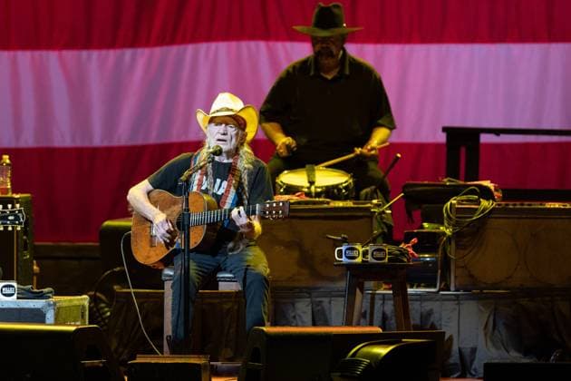 October 7, 2023, Tampa, Florida, USA: Willie Nelson performs on stage during the Outlaw Music Festival on Saturday, Oct. 7, 2023 in Tampa. Tampa USA - ZUMAs70_ 20231007_zan_s70_031 Copyright: xLuisxSantanax