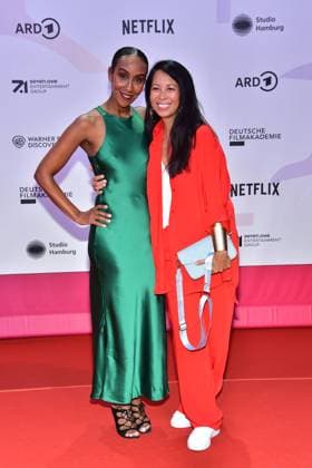 First Steps Award 2023 Hadnet Tesfa, Minh-Khai Phan-Thi Ankunft zum First Steps Award im Stage Theater des Westens heißt es ãBühne frei!Ò für Deutschlands talentierteste NachwuchsfilmschaffendeF in Berlin, am 08.10.2023