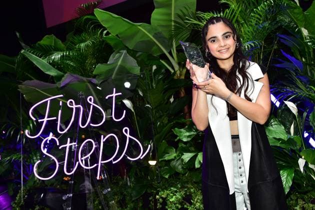 First Steps Award 2023 Götz-George-Nachwuchspreis, Bayan Layla. als beste Nachwuchsschauspielerin ausgezeichnet First Steps Award im Stage Theater des Westens heißt es ãBühne frei!Ò für Deutschlands talentierteste NachwuchsfilmschaffendeF in Berlin, am 08.10.2023