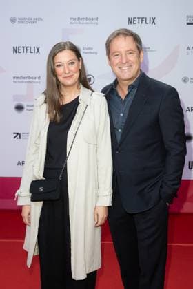 Award - First Steps 2023 Alexandra Maria Lara und Florian Gallenberger beim First Steps Award im Stage Theater des Westens am 09.10.2023 in Berlin. Copyright: xEventpressxKochanx
