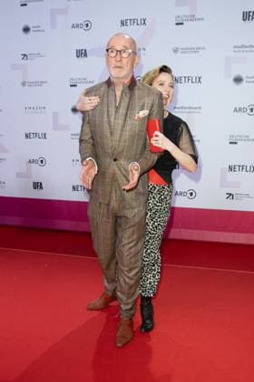 Award - First Steps 2023 Peter Lohmeyer und Wanda Perdelwitz beim First Steps Award im Stage Theater des Westens am 09.10.2023 in Berlin. Copyright: xEventpressxKochanx