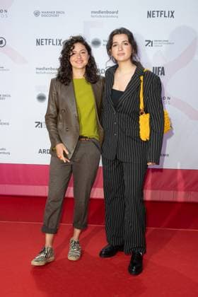 Award - First Steps 2023 Soma Pysall und Roxana Samadi beim First Steps Award im Stage Theater des Westens am 09.10.2023 in Berlin. Copyright: xEventpressxKochanx