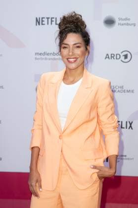 Award - First Steps 2023 Amy Musul beim First Steps Award im Stage Theater des Westens am 09.10.2023 in Berlin. Copyright: xEventpressxKochanx