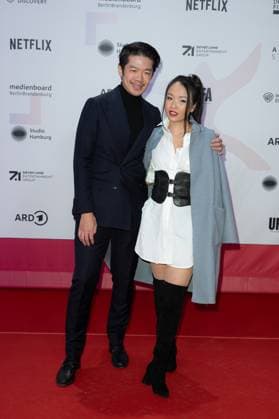 Award - First Steps 2023 Yung Ngo und Trang Le Hong beim First Steps Award im Stage Theater des Westens am 09.10.2023 in Berlin. Copyright: xEventpressxKochanx