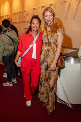 Award - First Steps 2023 Minh-Khai Phan-Thi und Esther Roling beim First Steps Award im Stage Theater des Westens am 09.10.2023 in Berlin. Copyright: xEventpressxKochanx