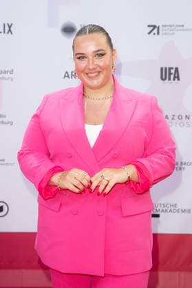 Award - First Steps 2023 Dilara Aylin Ziem beim First Steps Award im Stage Theater des Westens am 09.10.2023 in Berlin. Copyright: xEventpressxKochanx