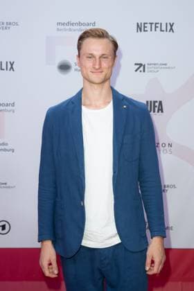 Award - First Steps 2023 Oleg Tikhomirov beim First Steps Award im Stage Theater des Westens am 09.10.2023 in Berlin. Copyright: xEventpressxKochanx