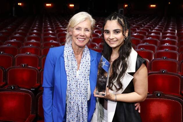 Marika George und Bayan Layla bei der Verleihung der First Steps Awards am 8.10.2023 in Berlin First Steps Awards 2023 in Berlin