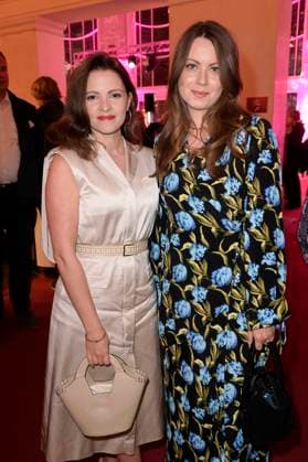 Jennifer Ulrich und Alice Dwyer bei der Aftershow-Party nach der 24. Verleihung der First Steps Awards im Theater des Westens. Berlin, 08.10.2023