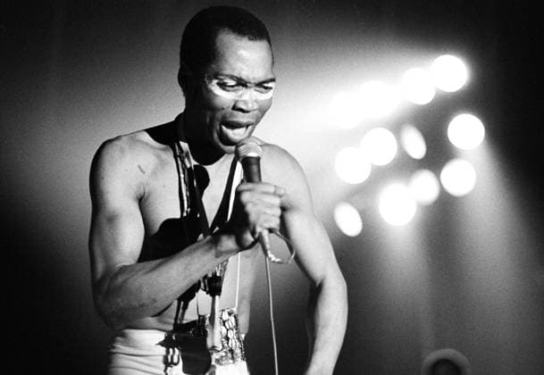 Fela Kuti Fela Kuti Paris 1981, Credit:Michael Putland Avalon  Copyright: xMichaelxPutlandx xAvalonx 0518488405