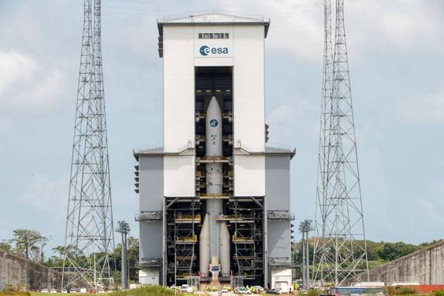 RECORD DATE NOT STATED Ariane 6 space rocket at the Guiana Space Center (CSG) in Kourou Transfer of the Ariane 6 fairing from the Final Assembly Building (BAF) to the ELA-4 gantry tower on October 12, 2022 at the Gana Space Center (CSG) in Kourou, French Guiana French Oversea s departments; French Guiana Europe; Western Europe; France  Copyright: xDR SP Andia.frx 412982