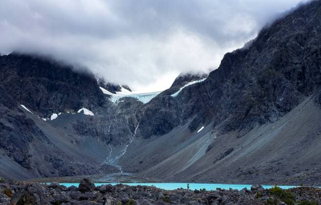 September 07, 2023: Known by many as the bluest lake in the world, Lake Blaisvatnet is one of the most popular walks in the Lyngen Alps in NorwayÃ¢â‚¬â ¢s Arctic north. Lyngen, Norway. Lyngen Alps Norway - ZUMAc04_ 1035428135st Copyright: xLarryxClouse Csmx