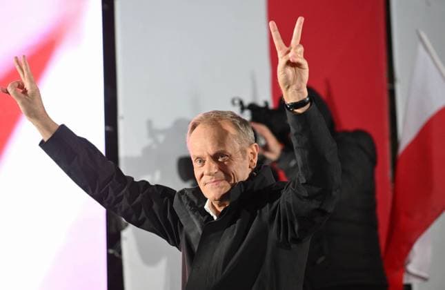 RECORD DATE NOT STATED 09.10.2023 WARSZAWA DEBATA WYBORCZA TVP WYBORY PARLAMENTARNE 2023 KAMPANIA WYBORCZA N Z DONALD TUSK FOT DAMIAN BURZYKOWSKI NEWSPIX.PL --- Newspix.pl WARSAW, POLAND 09.10.2023 Pre-election debate, organized by public television (TVP) with the participation of Prime Minister Mateusz Morawiecki and leaders of opposition parties, including Donald Tusk. PHOTO:BURZYKOWSKI DAMIAN NEWSPIX.PL POLAND OUT!  DB091023_014