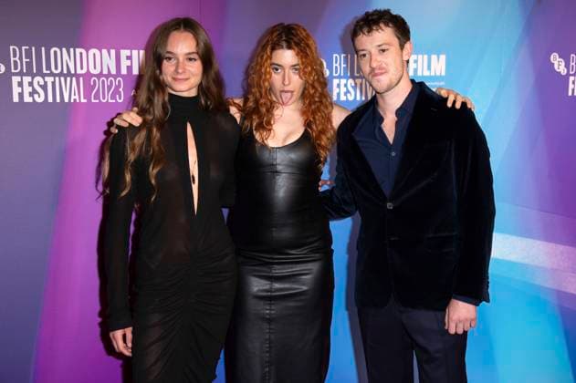 Bilder des Jahres 2023, Entertainment 10 Oktober Entertainment Themen der Woche KW41 Entertainment des Tages Saura Lightfoot Leon, Luna Carmoon und Joseph Quinn bei der Premiere des Kinofilms Hoard auf dem 67. BFI London Film Festival 2023 in der Royal Festival Hall. London, 09.10.2023 *** Saura Lightfoot Leon, Luna Carmoon and Joseph Quinn at the premiere of the feature film Hoard at the 67 BFI London Film Festival 2023 at the Royal Festival Hall London, 09 10 2023. Foto:xS.xVasx xFuturexImagex hoard_3022