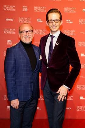 Dennis Schönwetter, Marc Rudolf bei der Verleihung des Deutschen Musical theater PReises 2023 im Theater des Westens, Berlin.