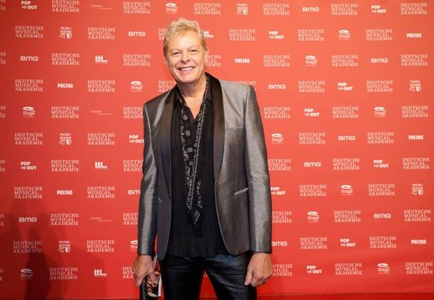 Uwe Fahrenkrog-Petersen bei der Verleihung des Deutschen Musical theater PReises 2023 im Theater des Westens, Berlin.