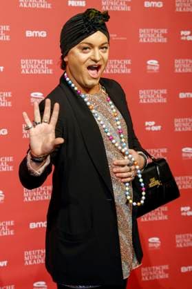 Julian F.M. Stoeckel bei der Verleihung des Deutschen Musical Theater Preises 2023 im Theater des Westens. Berlin, 09.10.2023