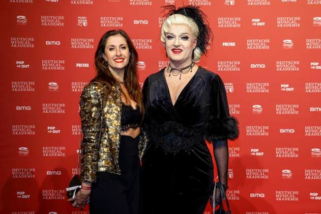 Daisy und Sheila Wolf bei der Verleihung des Deutschen Musical Theater Preises 2023 im Theater des Westens. Berlin, 09.10.2023