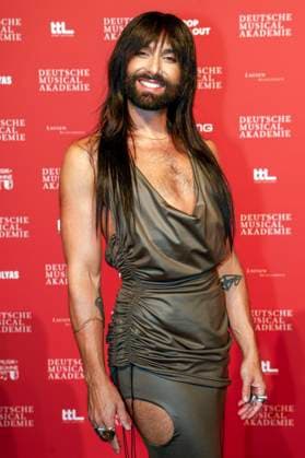 Conchita Wurst bei der Verleihung des Deutschen Musical Theater Preises 2023 im Theater des Westens. Berlin, 09.10.2023