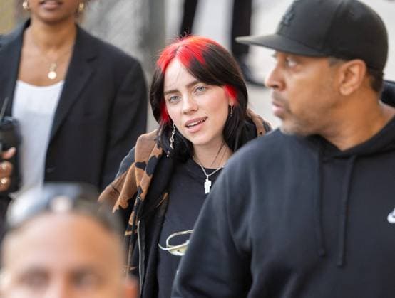 Celebrities at the Jimmy Kimmel Live! studios Featuring: Billie Eilish Where: Los Angeles, California, United States When: 10 Oct 2023 Credit: BauerGriffin INSTARimages EDITORIAL USE ONLY. NOT FOR USE BY NEWSPAPERS BASED IN THE UK. Copyright: xRBx 53117087