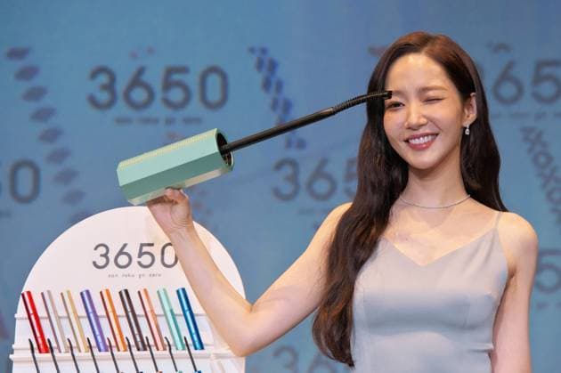 Bilder des Jahres 2023, Entertainment 10 Oktober Entertainment Themen der Woche KW41 Entertainment Bilder des Tages Park Min-young Promotion für 3650 in Tokio South Korean actress Park Min-young attends an event for beauty brand 3650 in Tokyo, Japan on Wednesday, October 11, 2023.  TKP2023101113 KEIZOxMORI