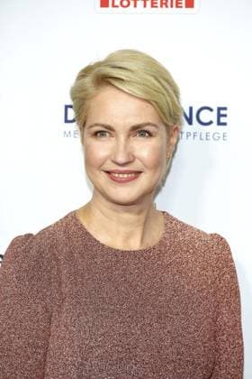 Goldene Bild der Frau in Hamburg Manuela Schwesig, Verleihung der Goldene Bild der Frau in der Neuen Flora, Hamburg, 11.10.2023 Copyright: xEventpressxBecherx
