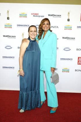 Goldene Bild der Frau in Hamburg Philippa Mund und Jana Ina Zarella, Verleihung der Goldene Bild der Frau in der Neuen Flora, Hamburg, 11.10.2023 Copyright: xEventpressxBecherx