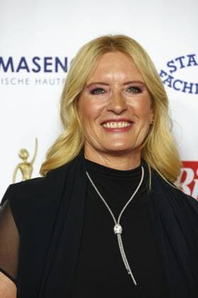 Goldene Bild der Frau in Hamburg Claudia Kleinert, Verleihung der Goldene Bild der Frau in der Neuen Flora, Hamburg, 11.10.2023 Copyright: xEventpressxBecherx