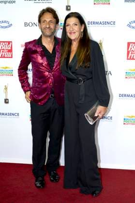 Falk-Willy Wild und Katy Karrenbauer bei der 16. Verleihung der Goldenen Bild der Frau 2023 im Stage Theater Neue Flora. Hamburg, 11.10.2023