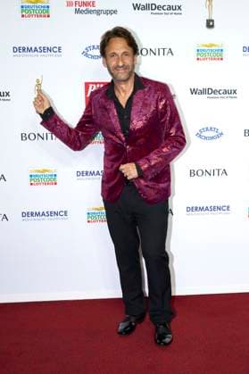 Falk-Willy Wild bei der 16. Verleihung der Goldenen Bild der Frau 2023 im Stage Theater Neue Flora. Hamburg, 11.10.2023