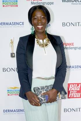 Dayan Kodua bei der 16. Verleihung der Goldenen Bild der Frau 2023 im Stage Theater Neue Flora. Hamburg, 11.10.2023