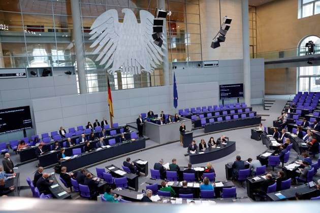 Deutschland, Berlin, Reichstag, Fraktionen ziehen Bilanz zur Deutschen Nachhaltigkeitsstrategie *** Germany, Berlin, Reichstag, parliamentary groups take stock of German sustainability strategy