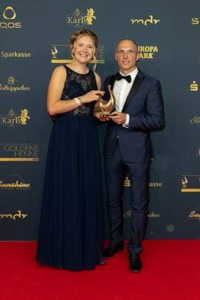 Award - Goldene Henne 2023 Selina Grotian und Erik Lesser bei der Goldene Henne 2023 am 13.10.2023 im Studio 3 der Media City in Leipzig. Copyright: xEventpressxKochanx