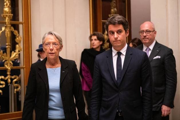 Elisabeth Borne et Gabriel Attal lors de la remise du Prix Samuel Paty 2023 Ã l universitÃ de la Sorbonne Ã Paris The Prime Minister Elisabeth Borne and Gabriel Attal the Minister for Education and Youth take part in the presentation to the winning classes of the Samuel PATY 2023 award, organised by schools at the Sorbonne. The Prix Samuel Paty is a tribute to the teacher who was murdered on 16 October 2020, and aims to encourage cohesion and cooperation through a class project. Following the terrorist attack on a secondary school in Arras and the death of teacher Dominique Bernard, the Prime Minister will speak and pay tribute to him. Saturday 14th October 2023. La Sorbonne, Paris. Elisabeth Borne La premiere ministre et Gabriel Attal l  Copyright: xJeannexAccorsini Pool BestimagexJeannexAccorsini Pool Bestimagex