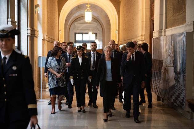 Elisabeth Borne Attends Samuel Paty Prize Ceremony At La Sorbonne - Paris The Prime Minister Elisabeth Borne and Gabriel Attal the Minister for Education and Youth take part in the presentation to the winning classes of the Samuel PATY 2023 award, organised by schools at the Sorbonne. The Prix Samuel Paty is a tribute to the teacher who was murdered on 16 October 2020, and aims to encourage cohesion and cooperation through a class project. Following the terrorist attack on a secondary school in Arras and the death of teacher Dominique Bernard, the Prime Minister will speak and pay tribute to him. Saturday 14th October 2023. Paris La Sorbonne, France. Elisabeth Borne La premiere ministre et Gabriel Attal le ministre de l Education nationale  Copyright: xPool ABACAx 871676_012 Pool ABACAx 871676_012
