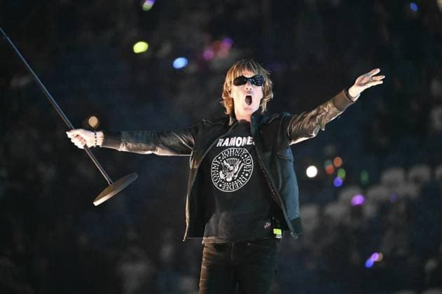 Bilder des Jahres 2023, Entertainment 10 Oktober Entertainment Themen der Woche KW41 Entertaintment Bilder des Tages OlÃ auf Schalke in Gelsenkirchen *** NUR FÜR REDAKTIONELLE ZWECKE *** EDITORIAL USE ONLY ***<p>Es ist das Mega-Event für Schlager-Fans: Auch in diesem Jahr macht die größte Sommerparty-Reihe des Jahres OlÃ wieder Station auf Schalke am Samstag, 14. Oktober 2023. Sie findet in der Gelsenkirchener Veltins-Arena ihren spektakulären Abschluss. Mickie Krause singt. Deutschland NRW Gelsenkirchen Copyright: IngoxOtto *** OlÃ on Schalke in Gelsenkirchen ONLY FOR EDITORIAL PURPOSES EDITORIAL USE ONLY p Its the mega event for Schlager fans Also this year, the biggest summer party series of the year OlÃ again makes a stop on Schalke on Saturday, 14 October 2023 It takes place in the Gelsenkirchen Veltins Arena its spectacular conclusi Copyright: IngoxOtto doc7sdxpzp1v5d1170s6i81 ,EDITORIAL USE ONLY
