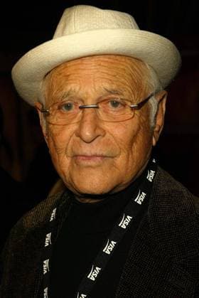 at the world premiere of Disney s National Treasure at the Pasadena Civic Auditorium, Pasadena, CA 11-08-04 Norman Lear at the world premiere of Disney s National Treasure at the Pasadena Civic Auditorium, Pasadena, CA 11-08-04 Pasadena Calif United States EDITORIAL USE ONLY Copyright: xx s_bukleyx icphotos359309